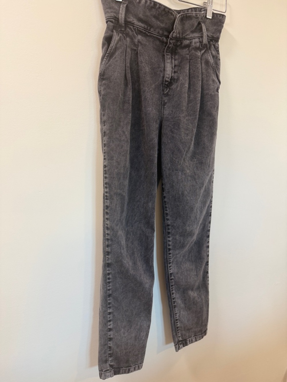 Sezane Austin Paperbag Waist Jeans Gray High Rise Pleated - Size 32 EU/US 0 - Picture 2 of 10